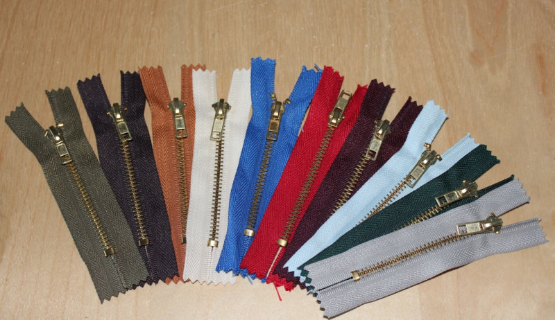 ST-5605830   Reißverschluss 10cm Met