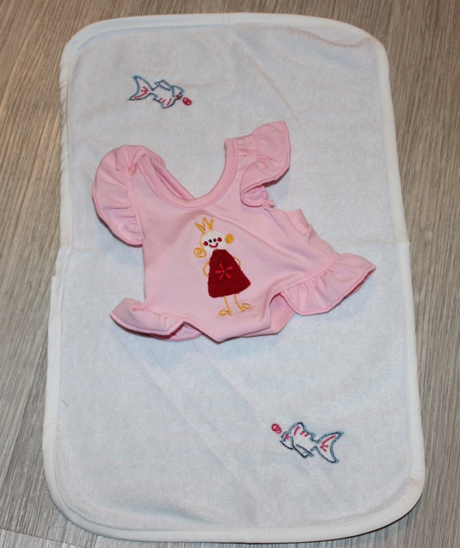 BKTZ-67912402189   Badeanzug mit Handtuch rosa