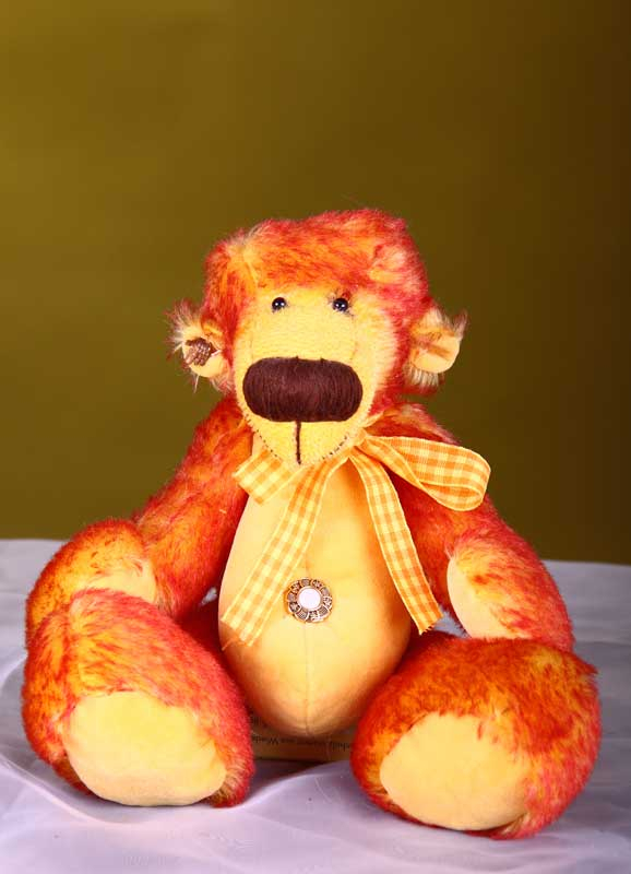 MOH-1301   Mohair Zitronengelb Papaya gespitzt