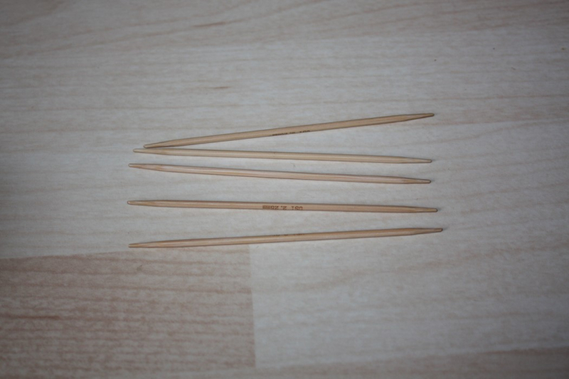 CH-S026f   Nadelspiel Finger