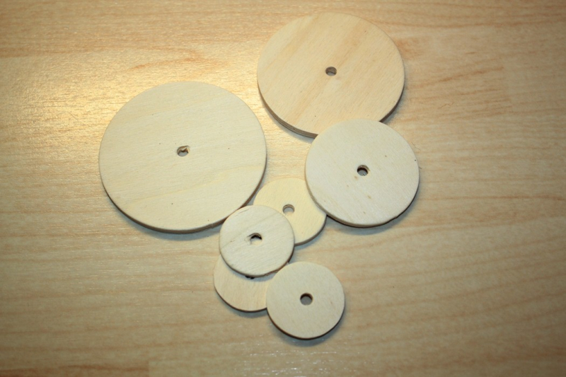 HOL-1560   Holzscheiben 15-60mm