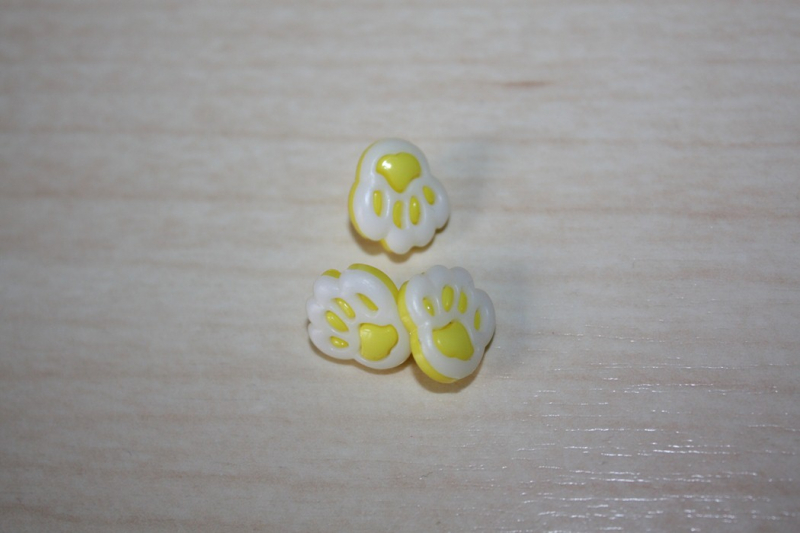 ST-110885   Pfote