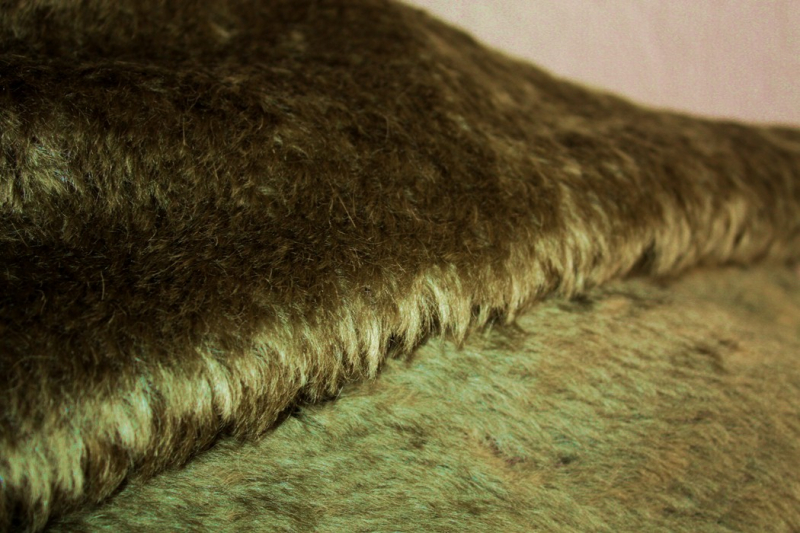 MOH-1821   Dunkeloliv Bicolor