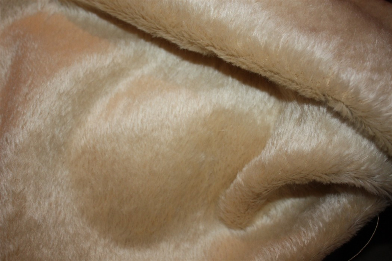 MOH-1524   Mohair Hellgoldbeige