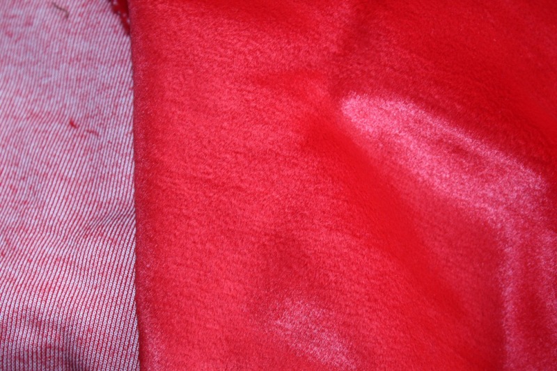 MFPLÜ-504   Plüsch Rot