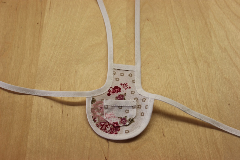 BKSM-003   Schürze